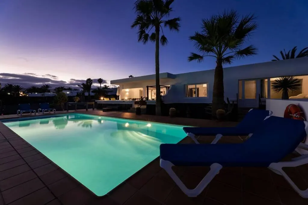 Villa Bianca - Sol, Lava Y Mar Puerto Calero 0*,  Spain